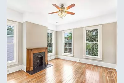 212 W 40th Street, Savannah, GA 31401 - Photo 17
