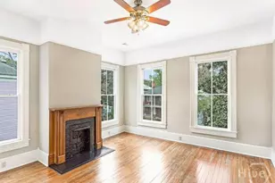 212 W 40th St, Savannah, GA 31401 - Photo 17