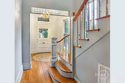 212 W 40th Street, Savannah, GA 31401 - Photo 11