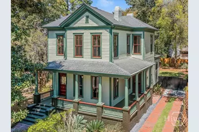 212 W 40th Street, Savannah, GA 31401 - Photo 1