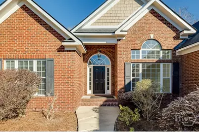 389 Chastain Cir, Richmond Hill, GA 31324 - Photo 3