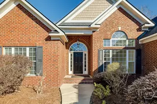 389 Chastain Cir, Richmond Hill, GA 31324 - Photo 3