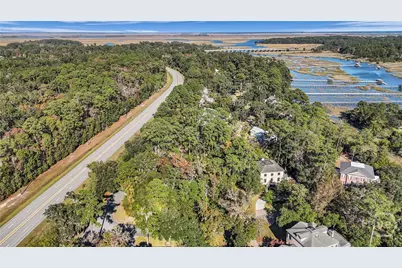 135 Marsh Harbor Drive S, Savannah, GA 31410 - Photo 9