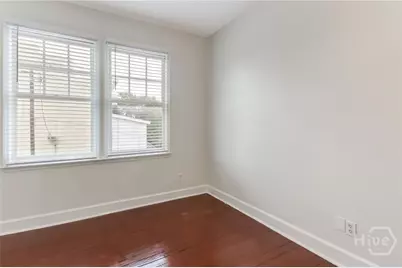 301 W Henry Street #B, Savannah, GA 31401 - Photo 11