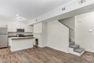 301 W Henry St, Savannah, GA 31401 - Photo 7