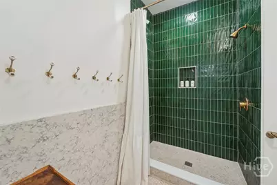 211 W 40th Street #B, Savannah, GA 31401 - Photo 23