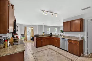 1003 Canton Ct, Hinesville, GA 31313 - Photo 5
