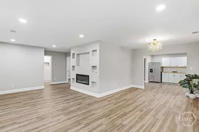 405 N Baldwin Cir, Savannah, GA 31405 - Photo 19