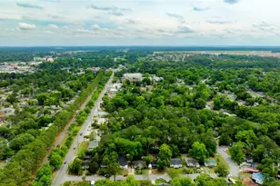 405 N Baldwin Cir, Savannah, GA 31405 - Photo 9