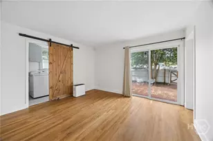 526 E 56th St, Savannah, GA 31405 - Photo 11