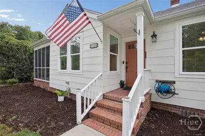 526 E 56th Street, Savannah, GA 31405 - Photo 3
