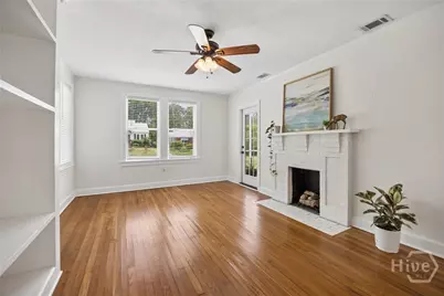 526 E 56th Street, Savannah, GA 31405 - Photo 7