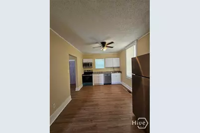 714 W 38th Street, Savannah, GA 31415 - Photo 13