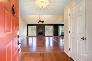 102 Phyllis Dr, Savannah, GA 31419 - Photo 11