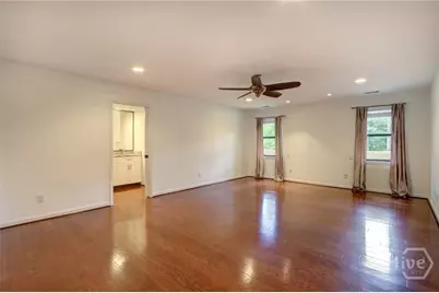 102 Phyllis Drive, Savannah, GA 31419 - Photo 29
