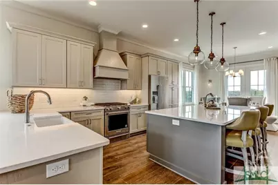 460 Altamaha Street, Savannah, GA 31401 - Photo 9
