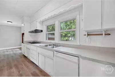 520 Talmadge Avenue, Savannah, GA 31408 - Photo 13