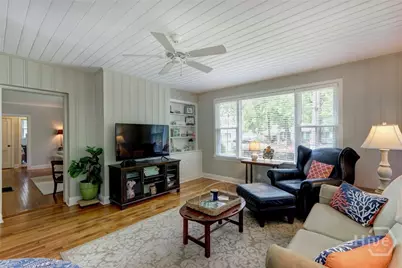 423 E 57th Street, Savannah, GA 31405 - Photo 7