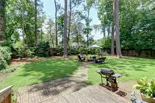 423 E 57th St, Savannah, GA 31405 - Photo 3
