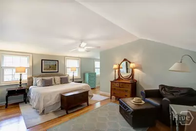 423 E 57th Street, Savannah, GA 31405 - Photo 17