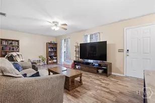 932 Primrose Ln, Hinesville, GA 31313 - Photo 5