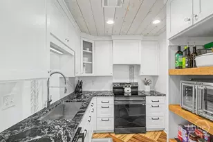 1323 E 53rd St, Savannah, GA 31404 - Photo 13