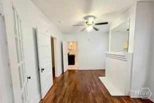 1008 W Victory Dr, Savannah, GA 31405 - Photo 7