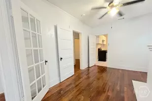 1008 W Victory Dr, Savannah, GA 31405 - Photo 9