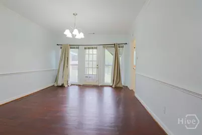 211 E 63rd Street, Savannah, GA 31405 - Photo 7