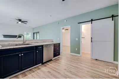 93 Falkland Avenue, Savannah, GA 31407 - Photo 13