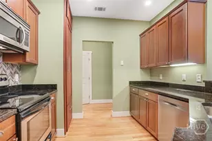 3213 Russell St, Thunderbolt, GA 31404 - Photo 13