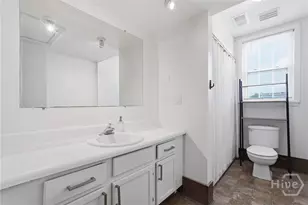 219 Abercorn St, Savannah, GA 31401 - Photo 17