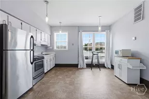 219 Abercorn St, Savannah, GA 31401 - Photo 11