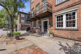 219 Abercorn St, Savannah, GA 31401 - Photo 17