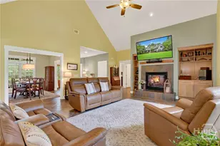 145 Demeries Lk Ln, Richmond Hill, GA 31324 - Photo 9