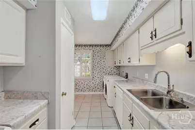 455 Mall Boulevard #6, Savannah, GA 31406 - Photo 9