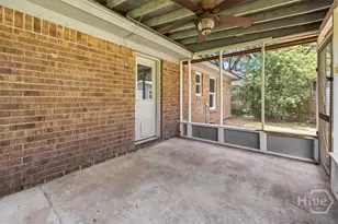 610 Beauregard St, Savannah, GA 31405 - Photo 15
