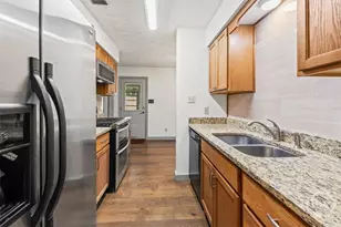 610 Beauregard St, Savannah, GA 31405 - Photo 11