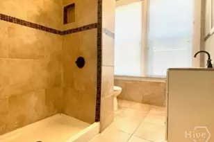 637 E 39th St, Savannah, GA 31401 - Photo 25