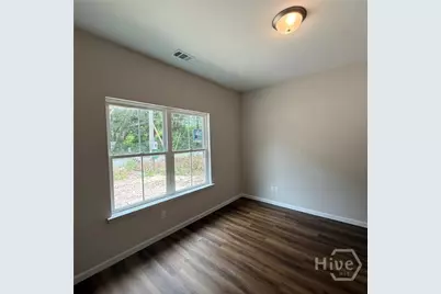 1300 Kentucky Street, Darien, GA 31305 - Photo 7