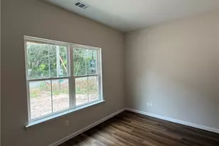 1300 Kentucky St, Darien, GA 31305 - Photo 7