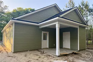 1300 Kentucky St, Darien, GA 31305 - Photo 3