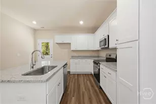 1300 Kentucky St, Darien, GA 31305 - Photo 13