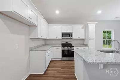 1300 Kentucky Street, Darien, GA 31305 - Photo 9