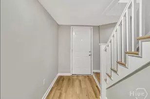 916 E 35th St, Savannah, GA 31401 - Photo 3