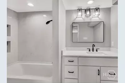 916 E 35th Street, Savannah, GA 31401 - Photo 9
