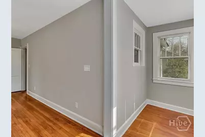 916 E 35th Street, Savannah, GA 31401 - Photo 17