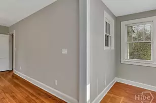 916 E 35th St, Savannah, GA 31401 - Photo 17