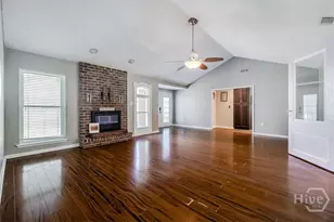 2 S Paxton Dr, Savannah, GA 31406 - Photo 7