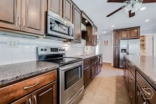 2 S Paxton Dr, Savannah, GA 31406 - Photo 17
